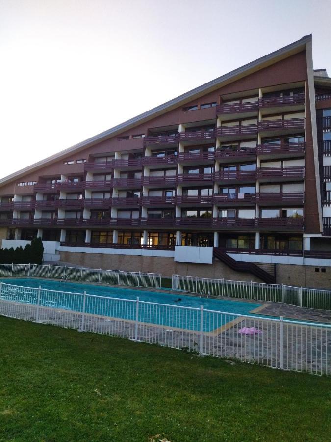 Studio Le Lacuzon Avec Piscine Et Tennis Exterieurs Les Rousses Exteriör bild