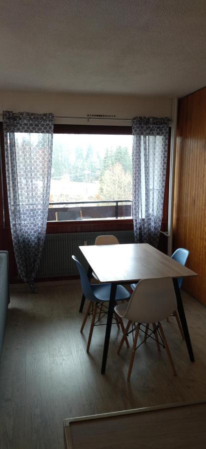 Studio Le Lacuzon Avec Piscine Et Tennis Exterieurs Les Rousses Exteriör bild